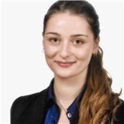 Etudiante en master bilingue anglais et passionnée de littérature donne des cours particuliers et de soutien scolaire